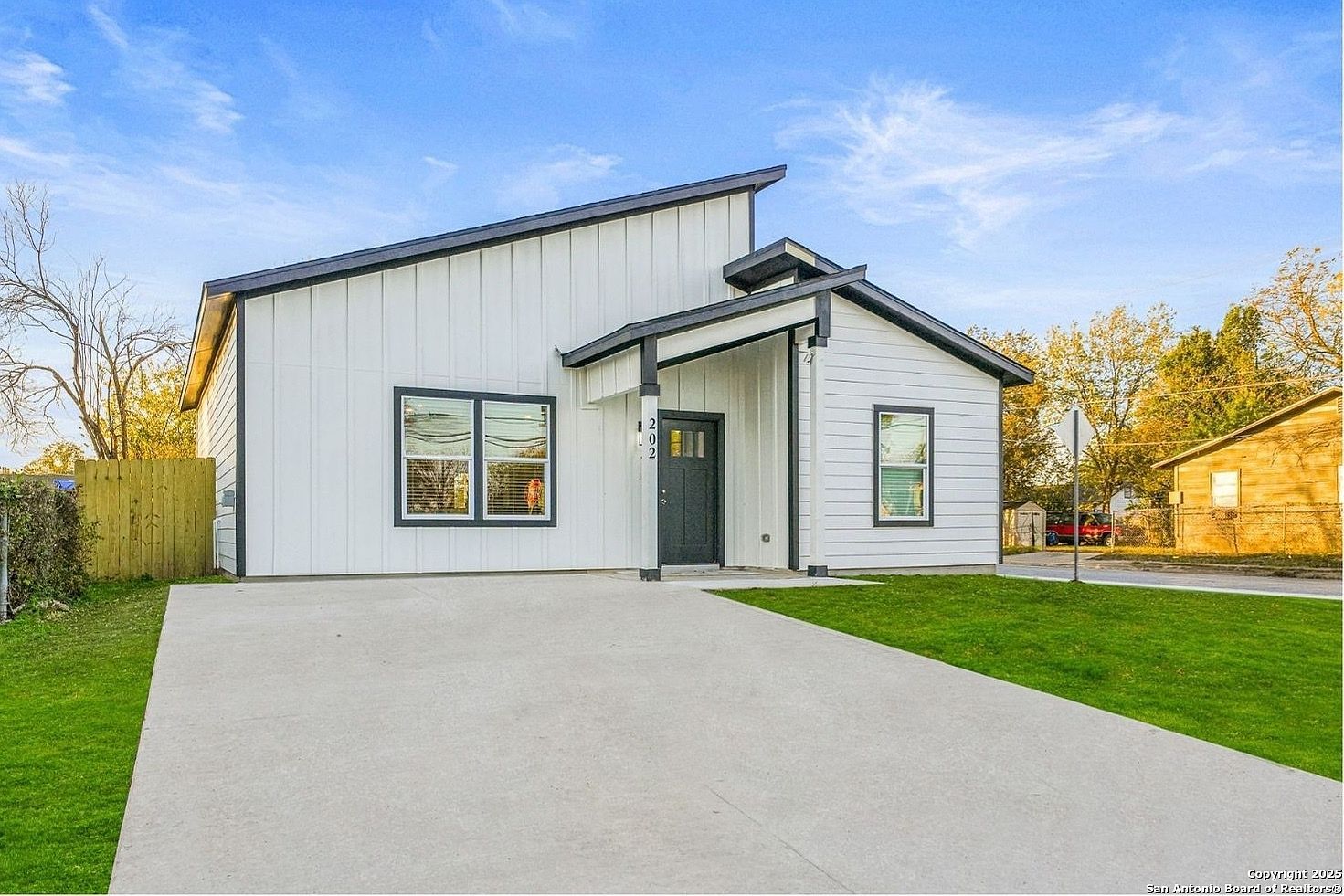 202 Bundy St San Antonio, TX 78220 - Thumbnail 2