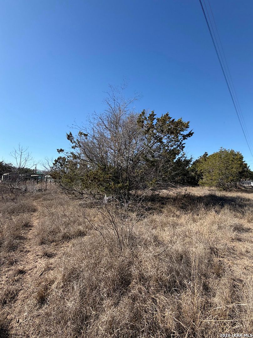 280 Rio Luna Dr Bandera, TX 78003  | Land/Lot