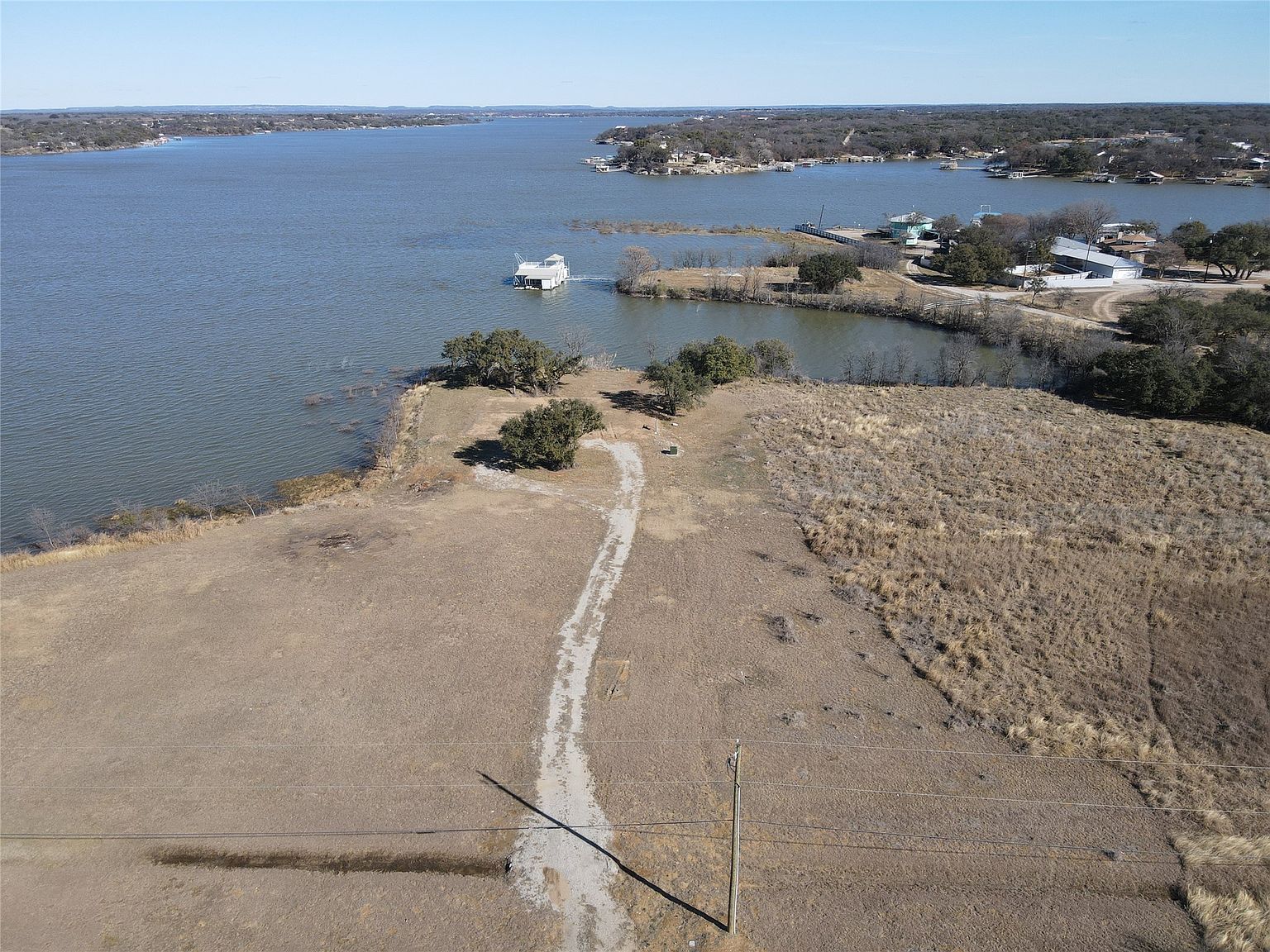 128 Lakeside Dr Brownwood, TX 76801 - Thumbnail 2