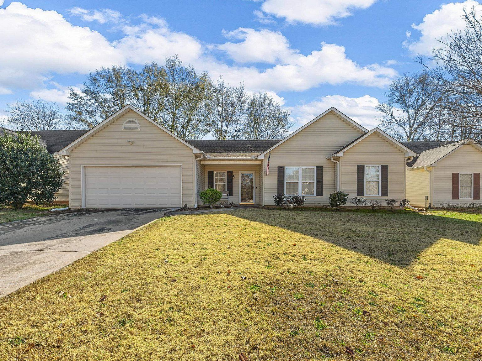 515 Lavendula St Spartanburg, SC 29301 - Thumbnail 2