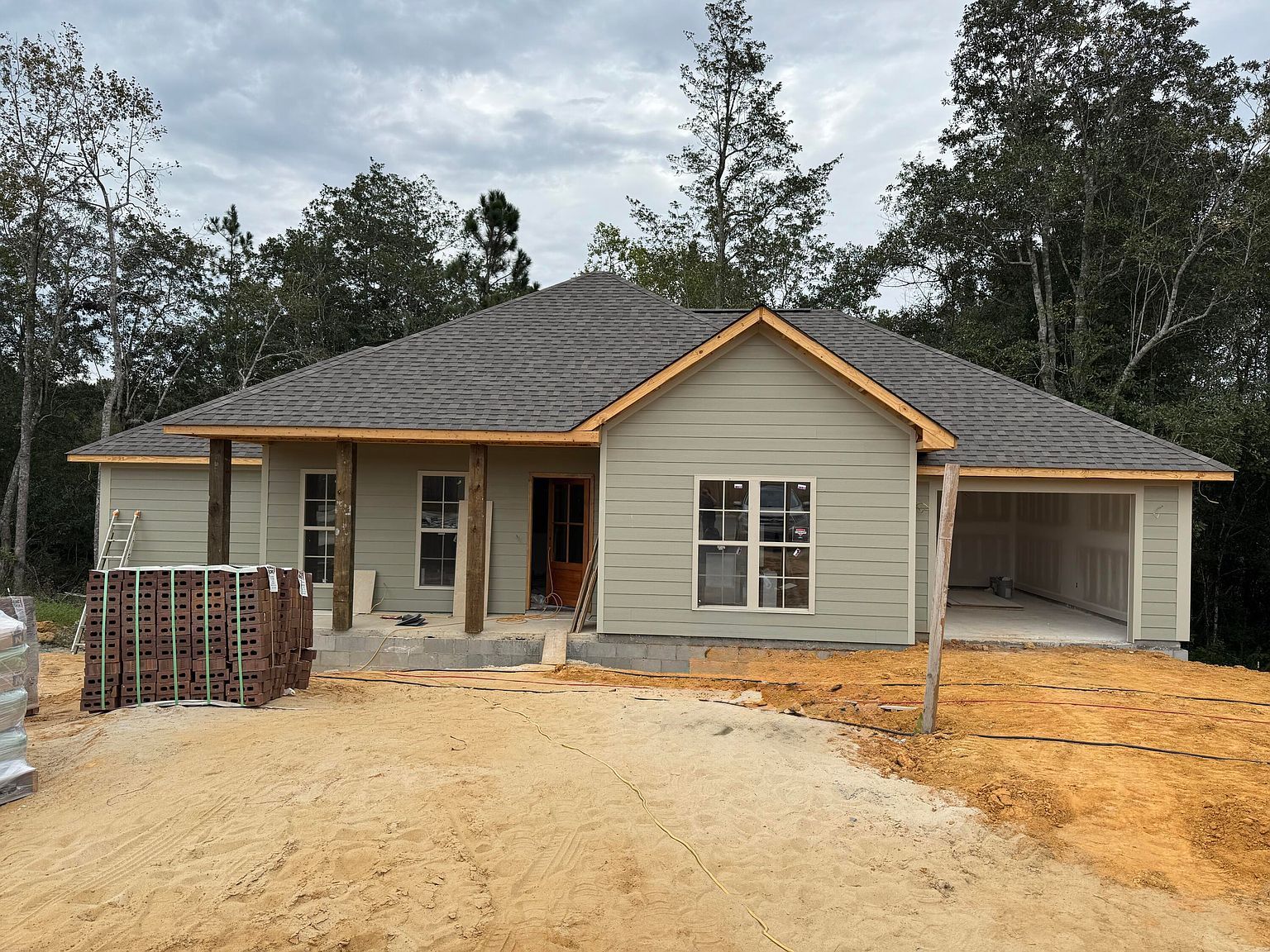 50 S Fairfax Dr Hattiesburg, MS 39402 - Thumbnail 2