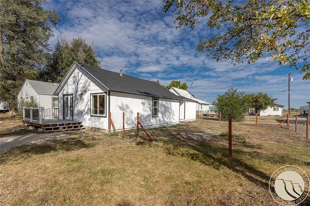207 A St Fromberg, MT 59029 - Thumbnail 2