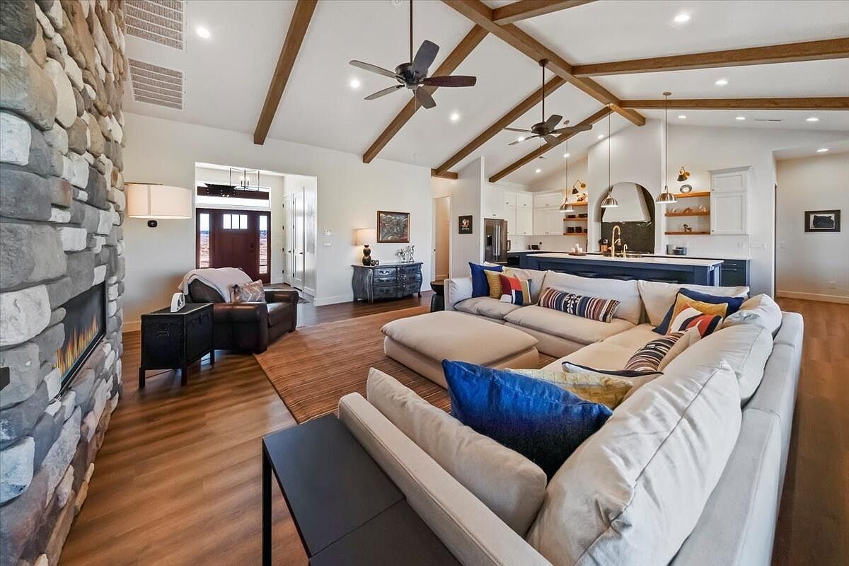 1880 S Palomar Ln Kanab, UT 84741 - Thumbnail 2