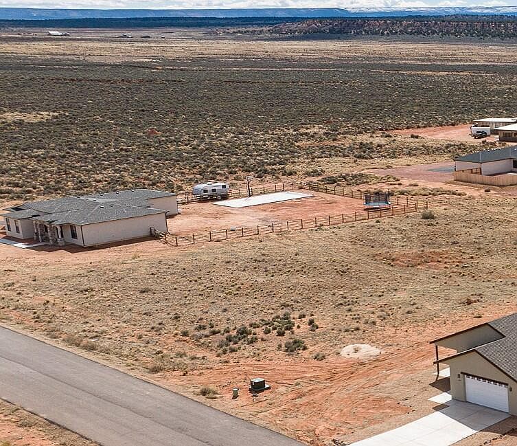 50 E Mary Ct Kanab, UT 84741 - Thumbnail 2