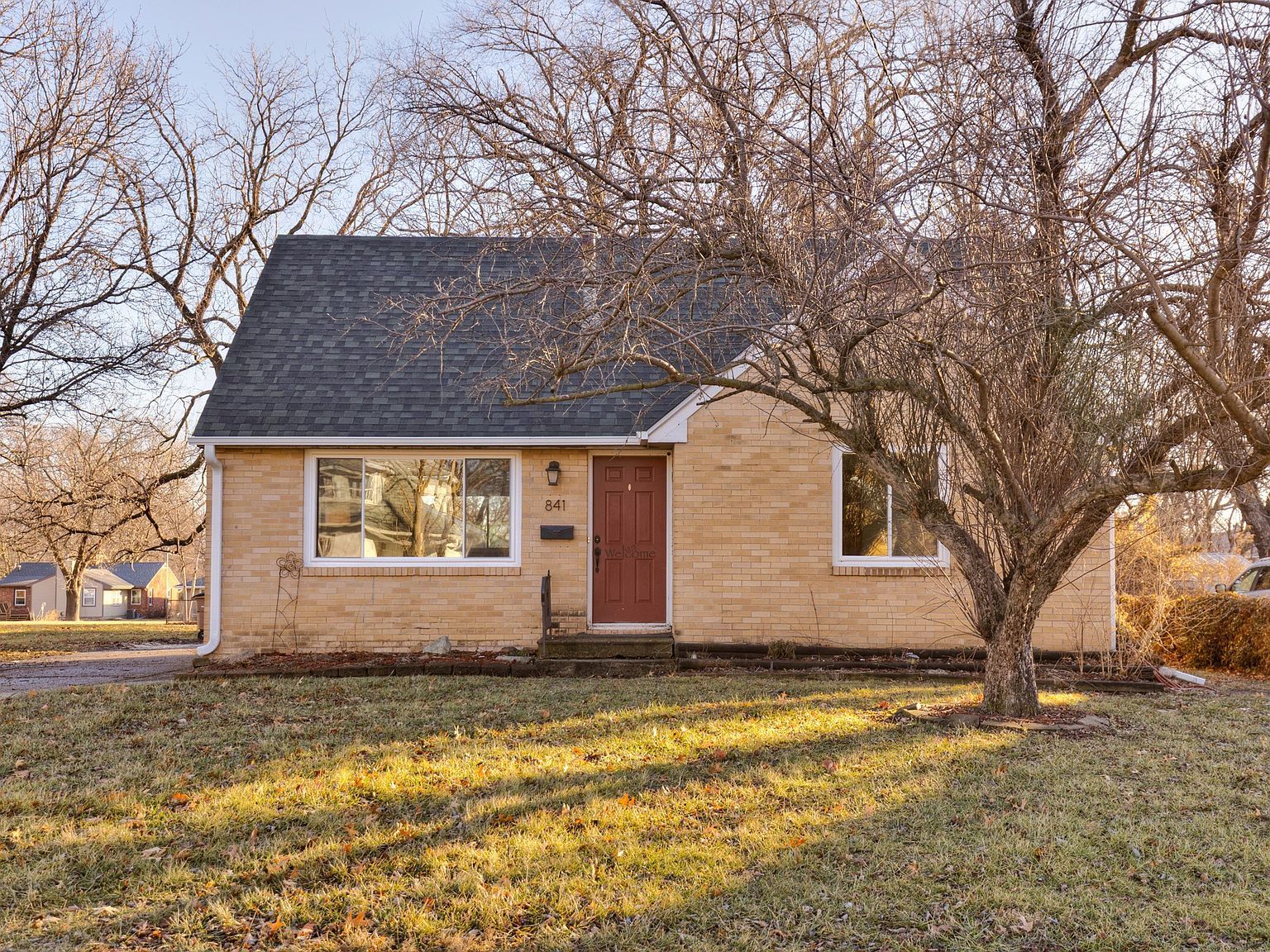 841 13th St West Des Moines, IA 50265 - Thumbnail 2