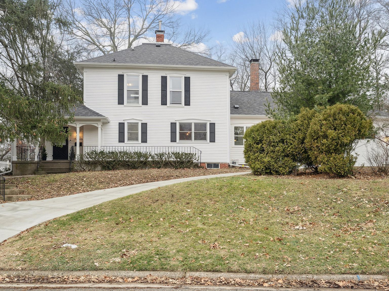 411 Oliver Ave Ames, IA 50014 - Thumbnail 2