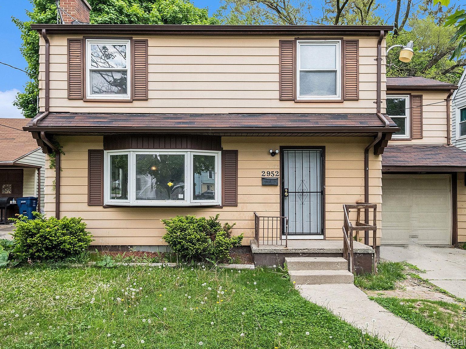 2952 Clement St Flint, MI 48504 - Thumbnail 2