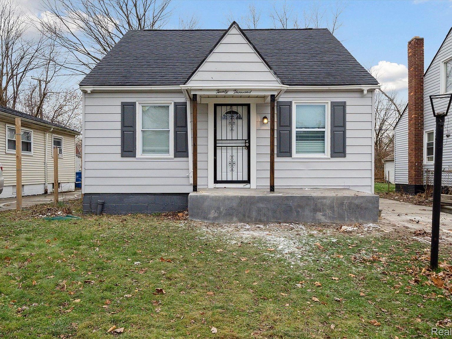 20000 McCormick St Detroit, MI 48224 - Thumbnail 2