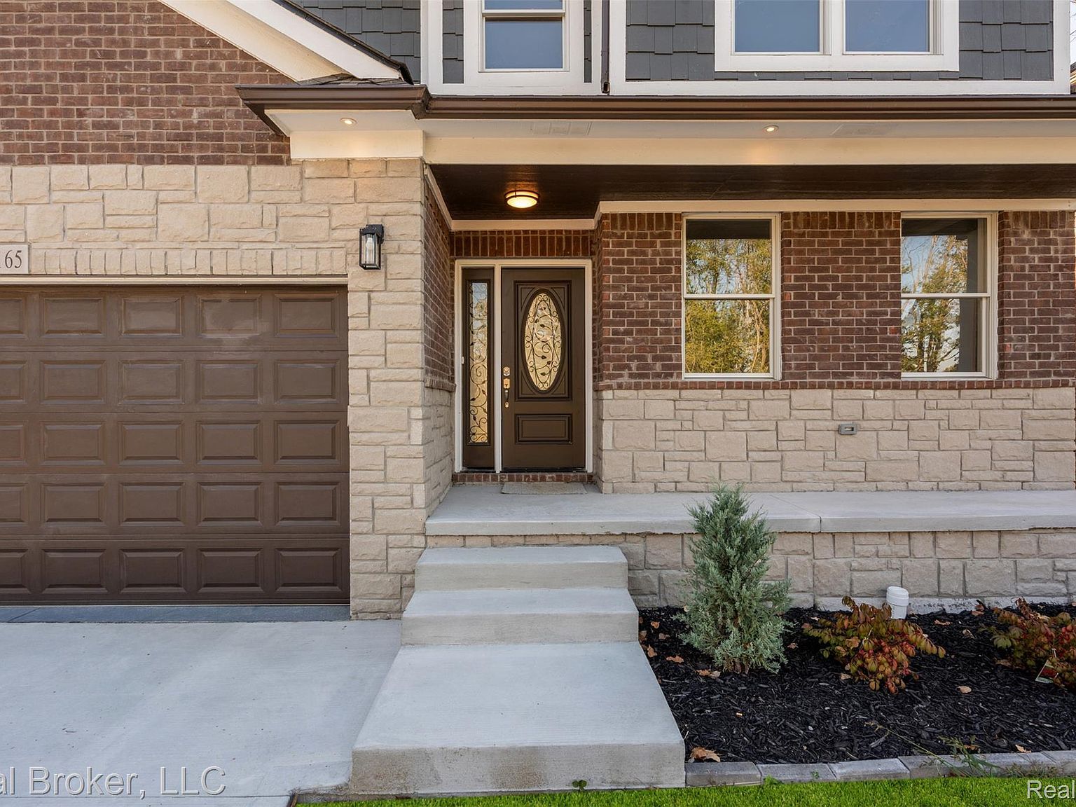 38165 Cherry Ln Harrison Township, MI 48045  | Single Family