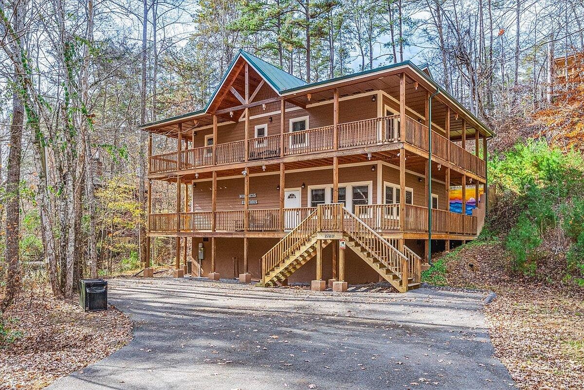 2740 Mountain View Cir Sevierville, TN 37862 - Thumbnail 2