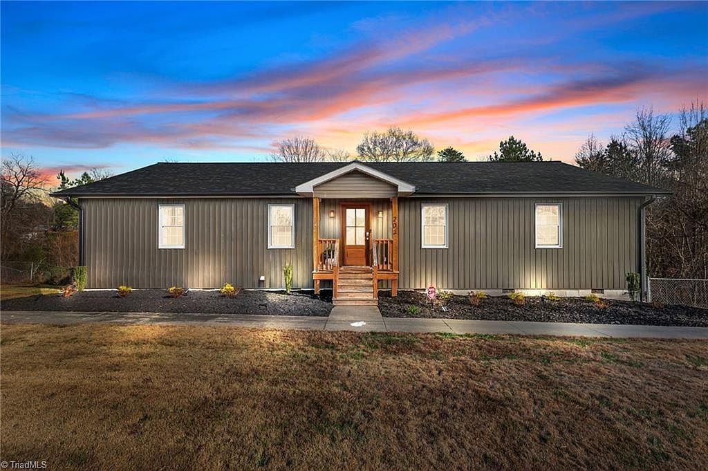 203 Church St S Stoneville, NC 27048 - Thumbnail 2