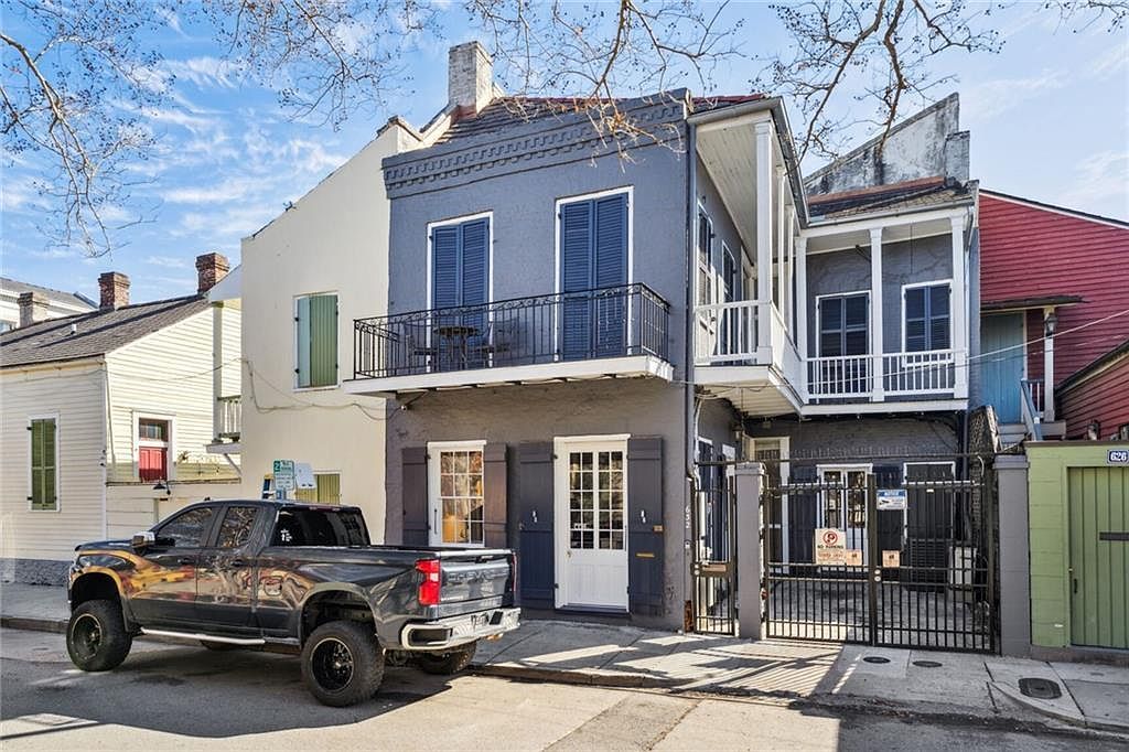 632 Burgundy St New Orleans, LA 70112 - Thumbnail 2