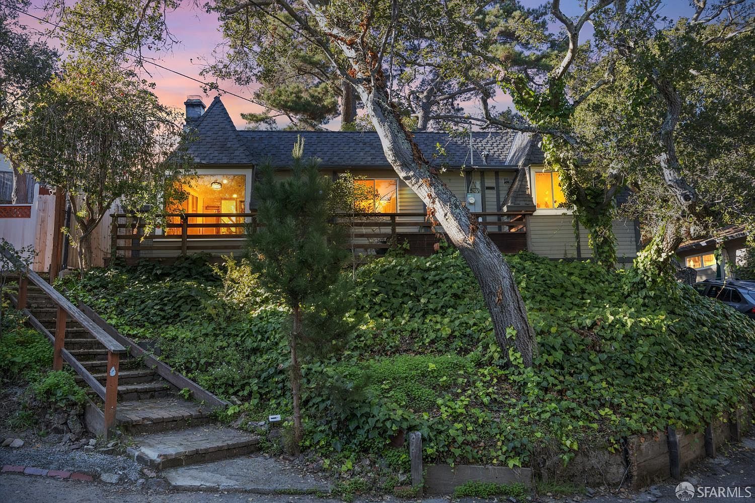 5630 Moraga Ave Oakland, CA 94611 - Thumbnail 2