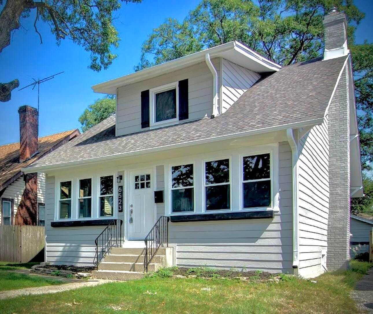 6523 Jackson Ave Hammond, IN 46324 - Thumbnail 2