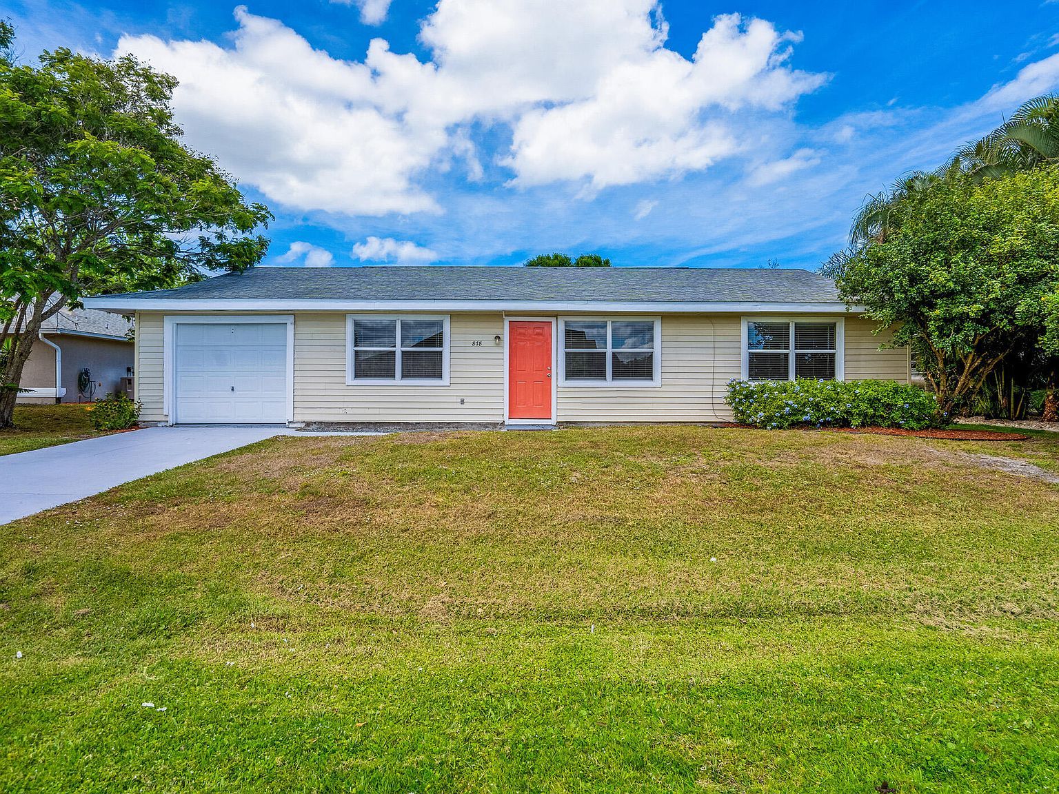 878 Wentworth St Sebastian, FL 32958 - Thumbnail 2