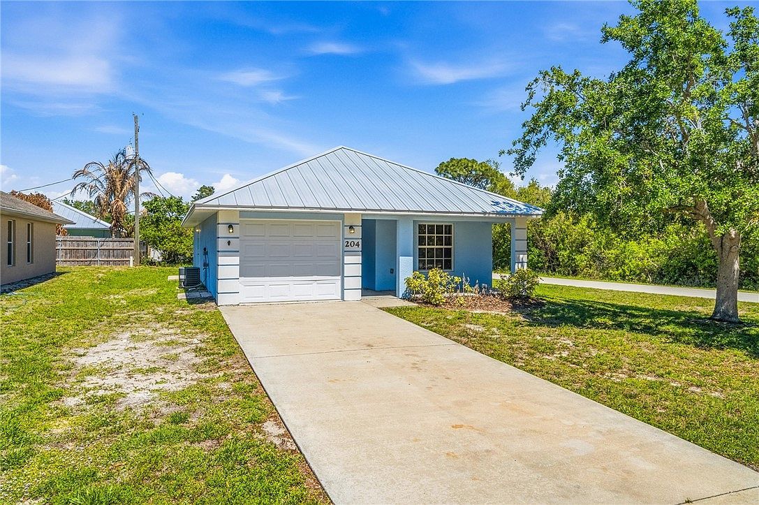 204 14th St SW Vero Beach, FL 32962  | Single Family