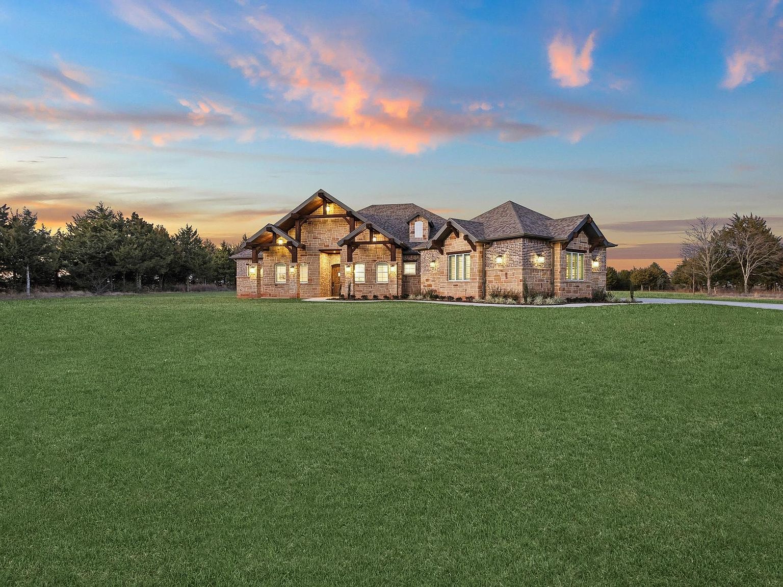 231 Geis Dr Pottsboro, TX 75076 - Thumbnail 2