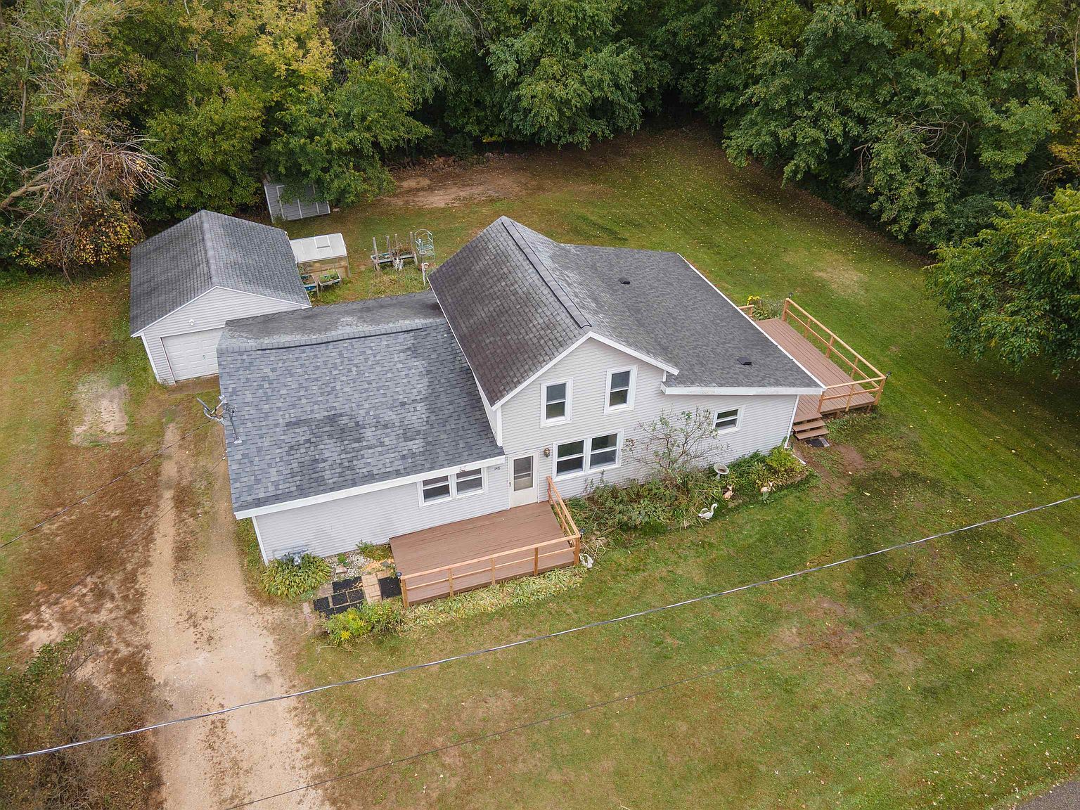 148 Douglas Ave Montello, WI 53949 - Thumbnail 2