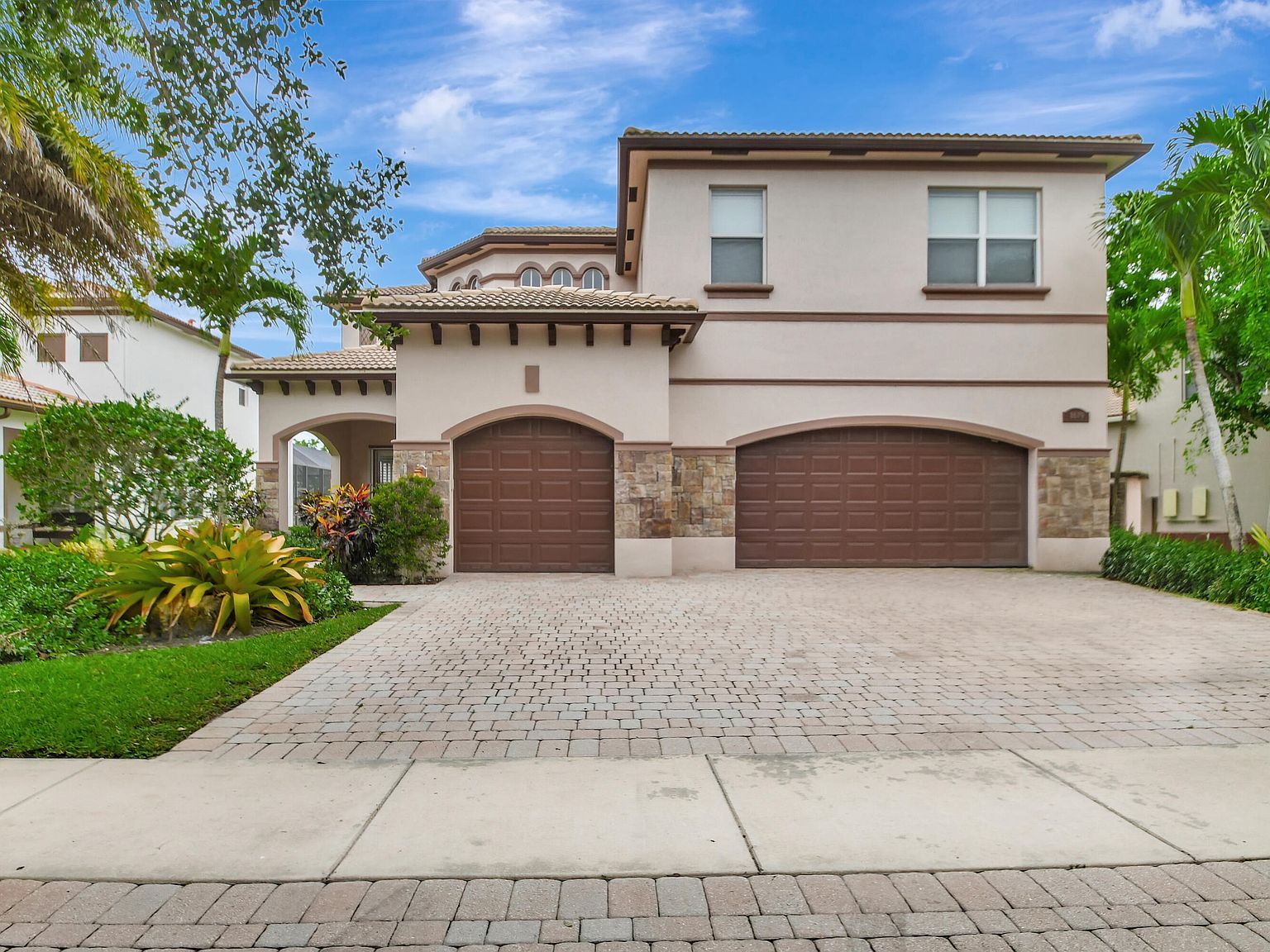 8679 Cobblestone Point Cir Boynton Beach, FL 33472 - Thumbnail 2