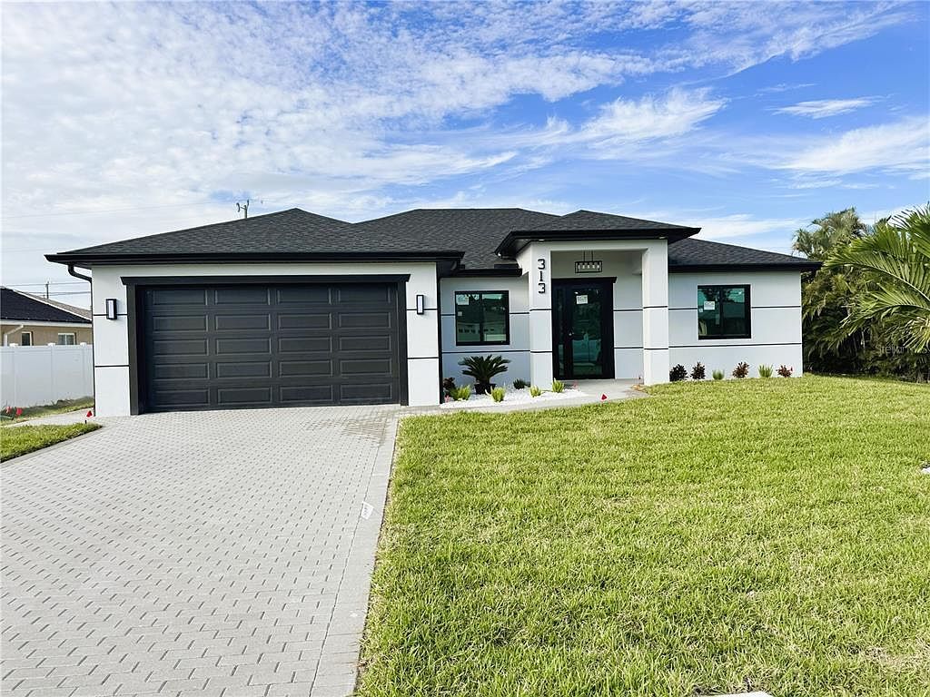 313 SE 31st Terrace Cpe Coral, FL 33904 - Thumbnail 2