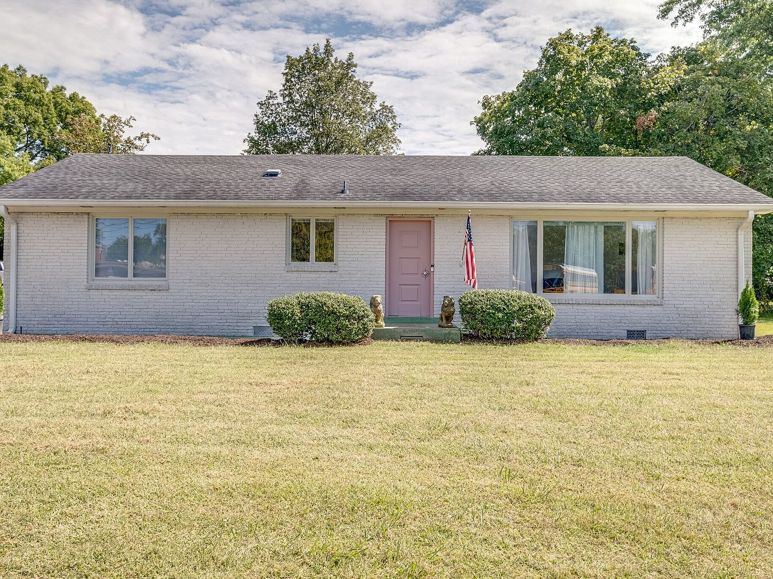 1411 Cannon St Franklin, TN 37064 - Thumbnail 2