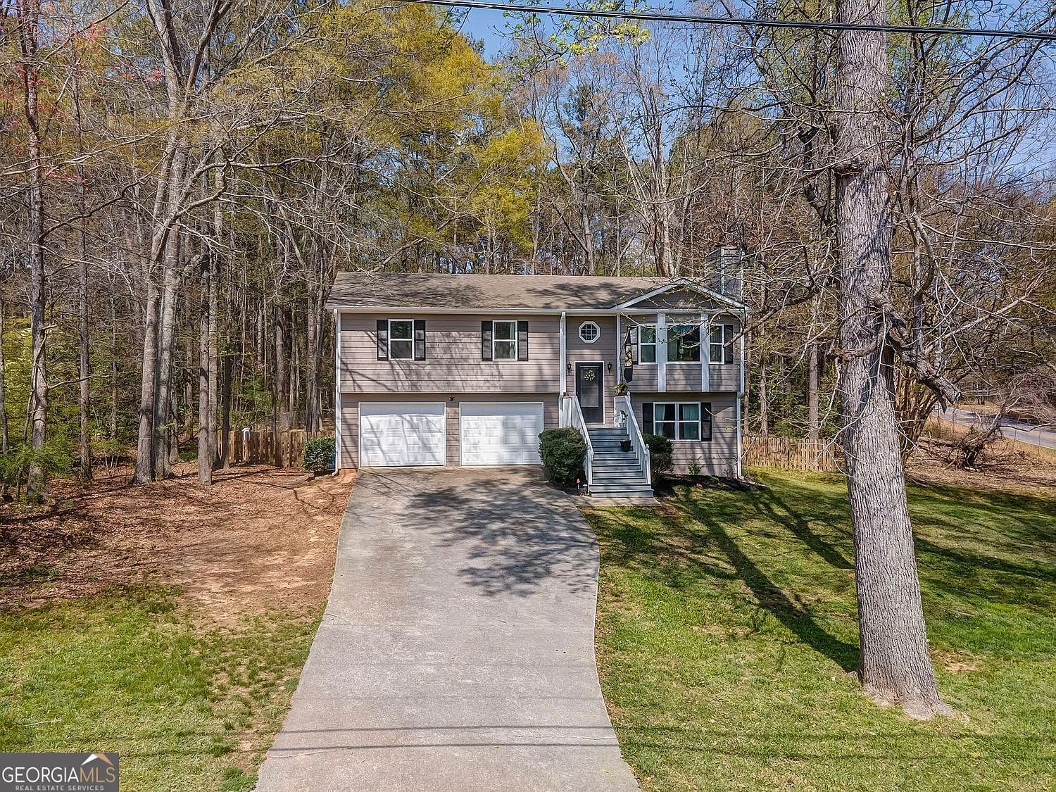 2005 Primrose Ln Loganville, GA 30052  | Single Family