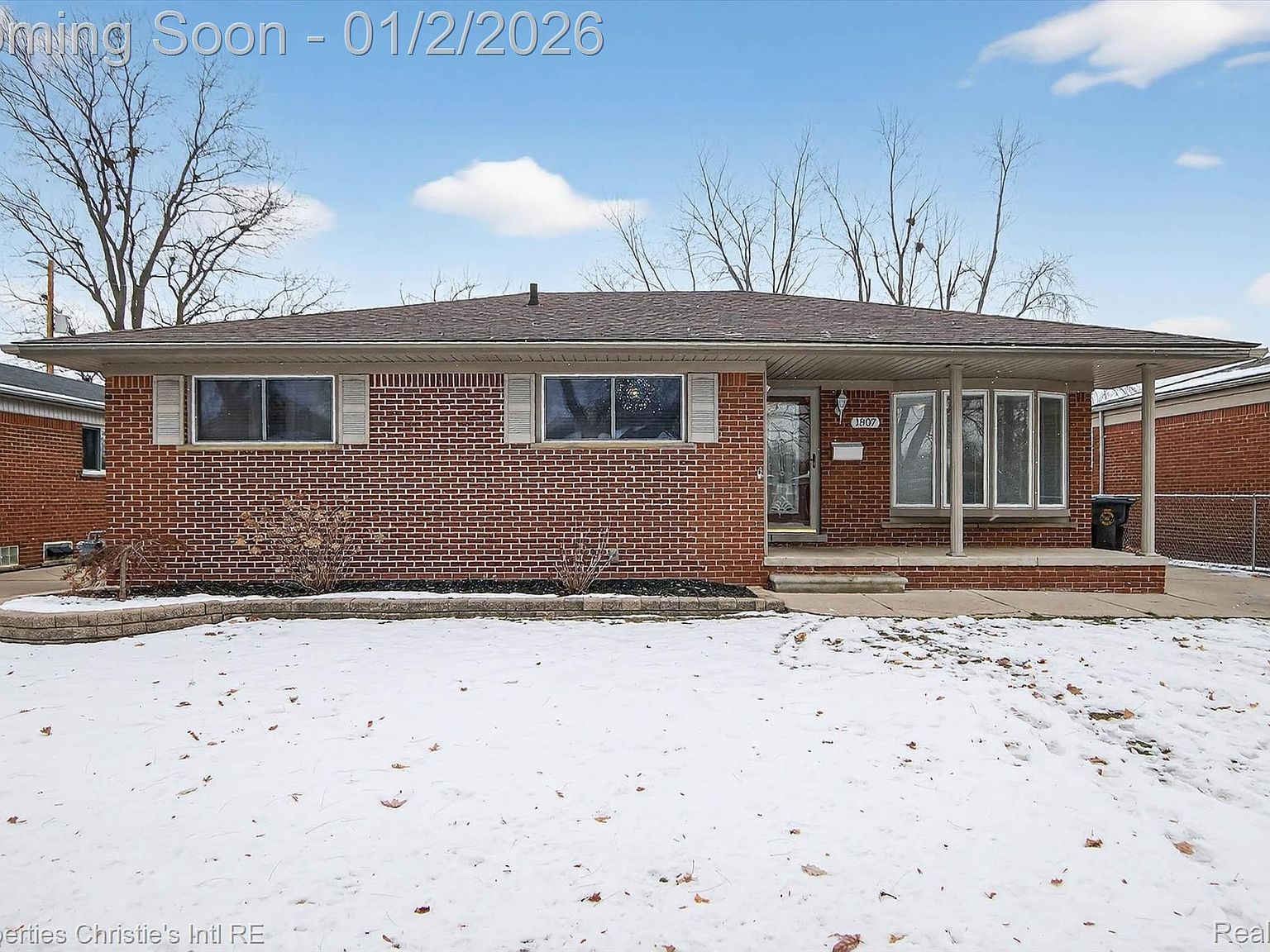 1807 Churchill Ave Trenton, MI 48183 - Thumbnail 2