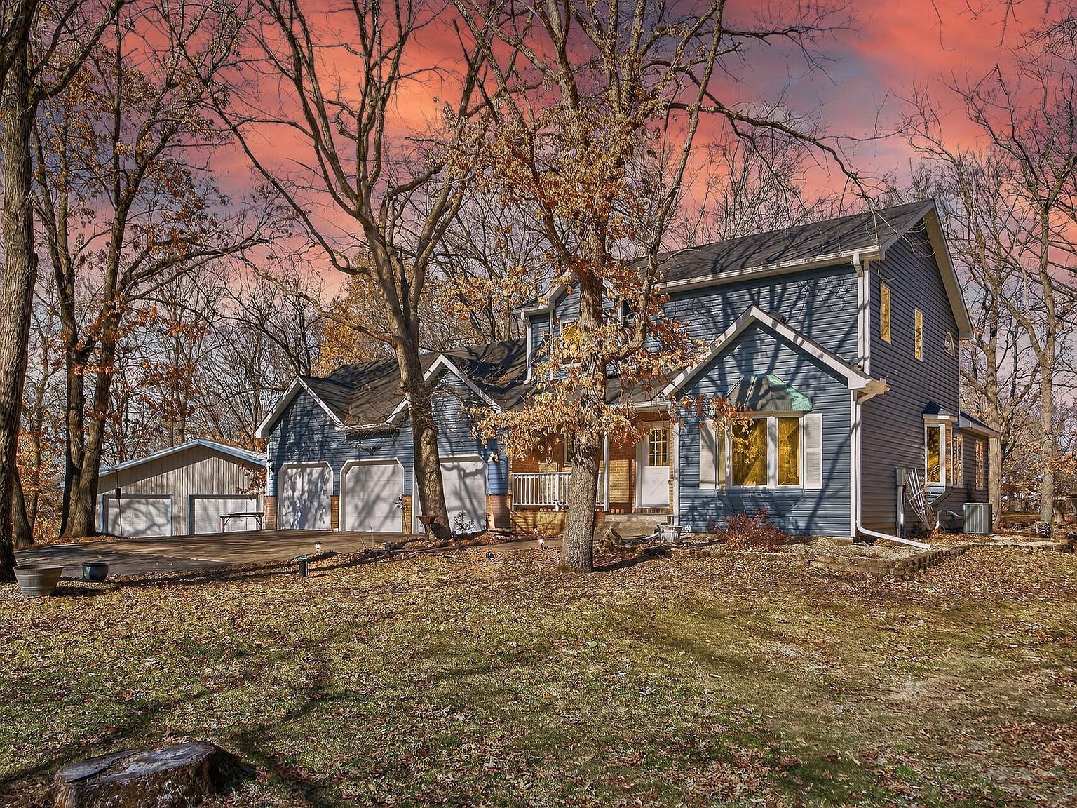 21169 York St NW Elk River, MN 55330  | Single Family