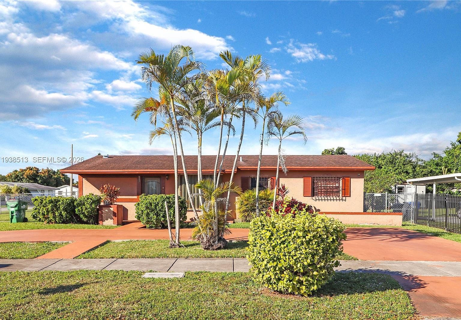 10771 SW 143rd Ter Miami, FL 33176 - Thumbnail 2