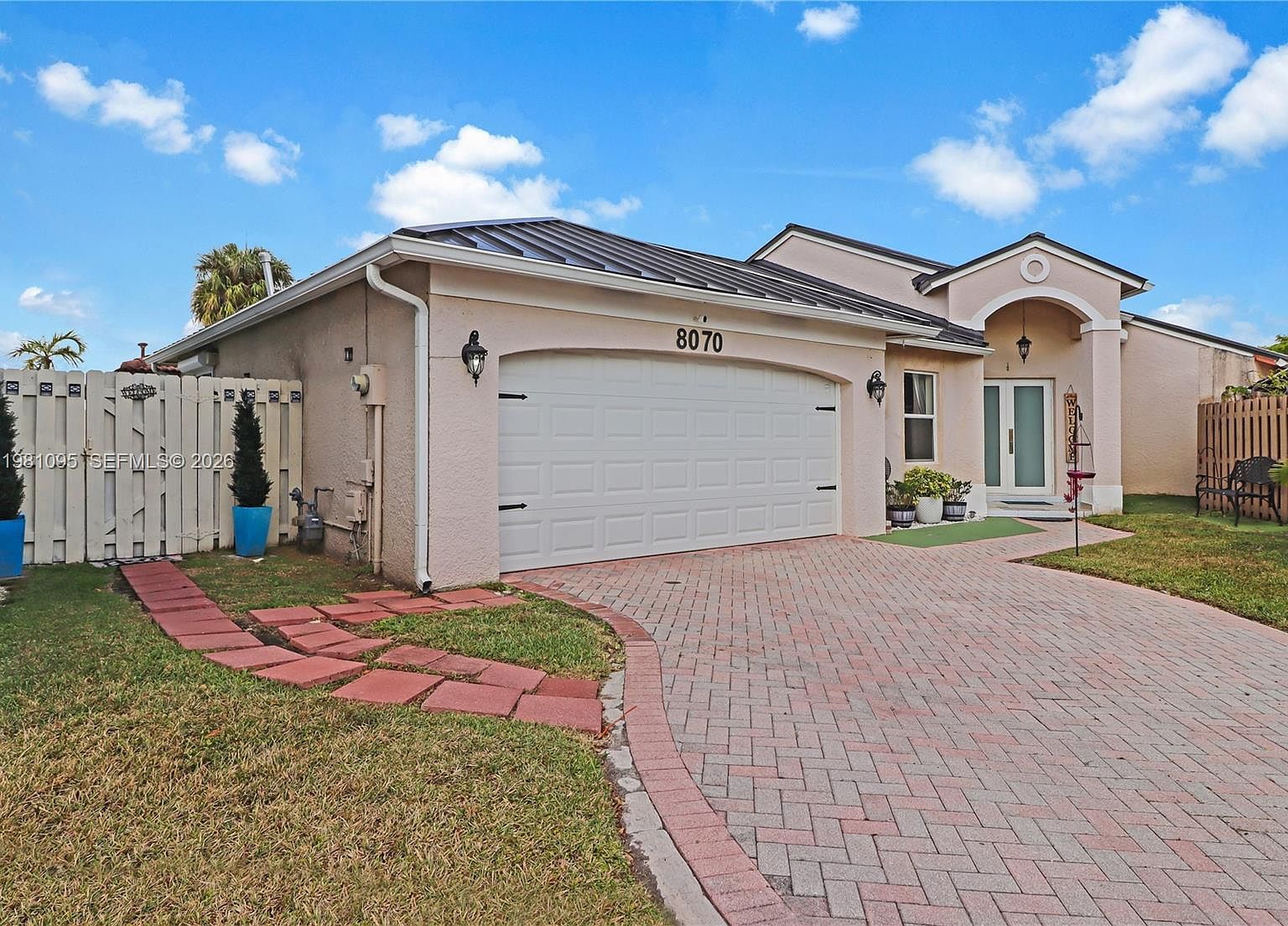 8070 SW 157th Pl Miami, FL 33193  | Single Family
