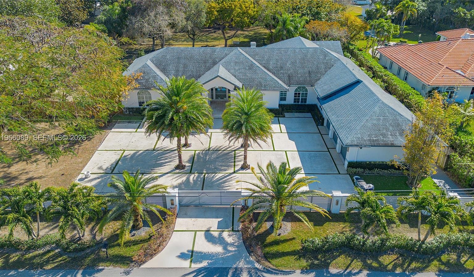 10340 SW 62nd St Miami, FL 33173  | Single Family