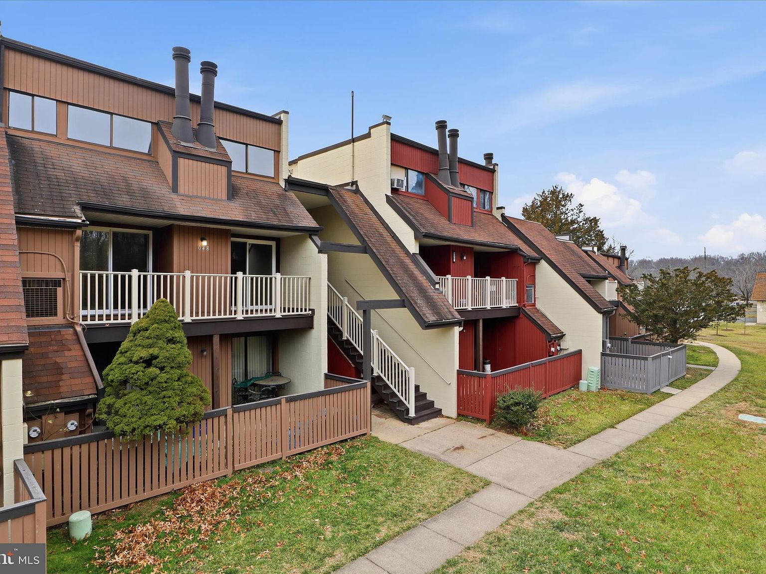 8048 Pantano Pl UNIT 8 Alexandria, VA 22309 - Thumbnail 2