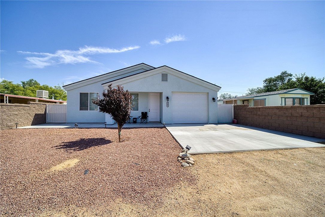 3158 E Snavely Ave Kingman, AZ 86409 - Thumbnail 2