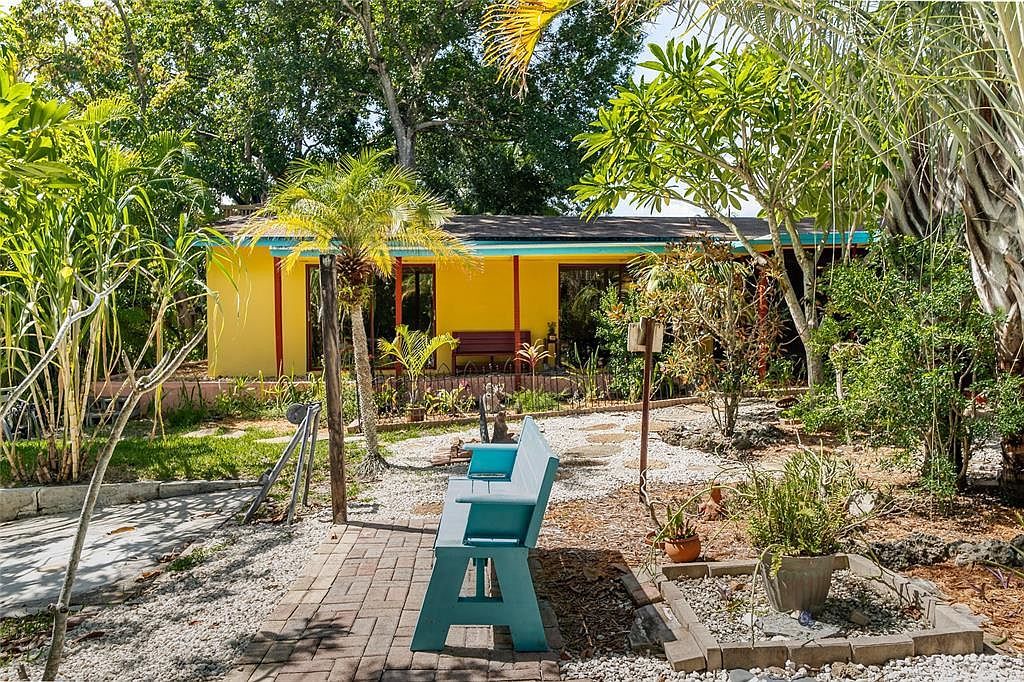 2048 SW 28th Ter Fort Lauderdale, FL 33312 - Thumbnail 2