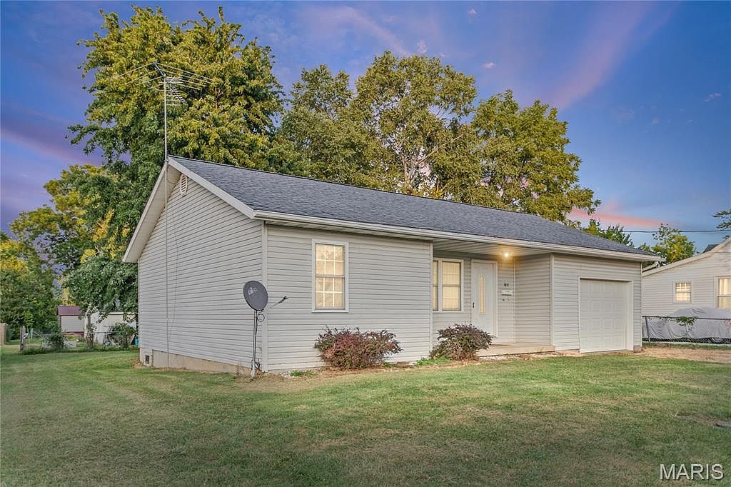 103 Deye St Jerseyville, IL 62052 - Thumbnail 2