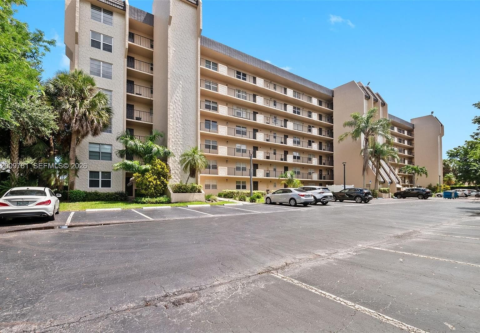 3300 W Rolling Hills Cir APT 510 Fort Lauderdale, FL 33328, 33328