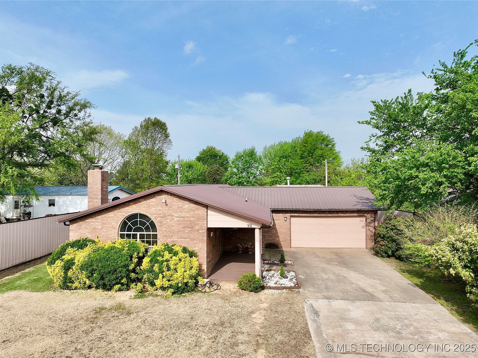 351 Hamilton Rd Eufaula, OK 74432 - Thumbnail 2