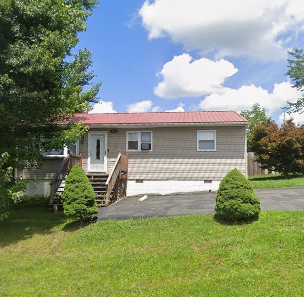 143 Oakhurst Dr Mac Arthur, WV 25873 - Thumbnail 2