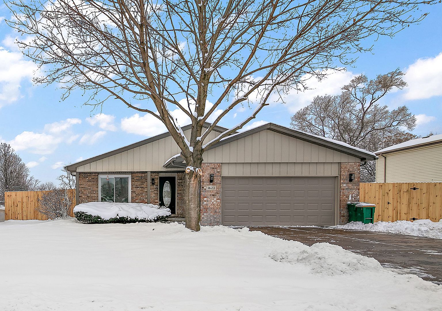 1623 East St Lockport, IL 60441 - Thumbnail 2