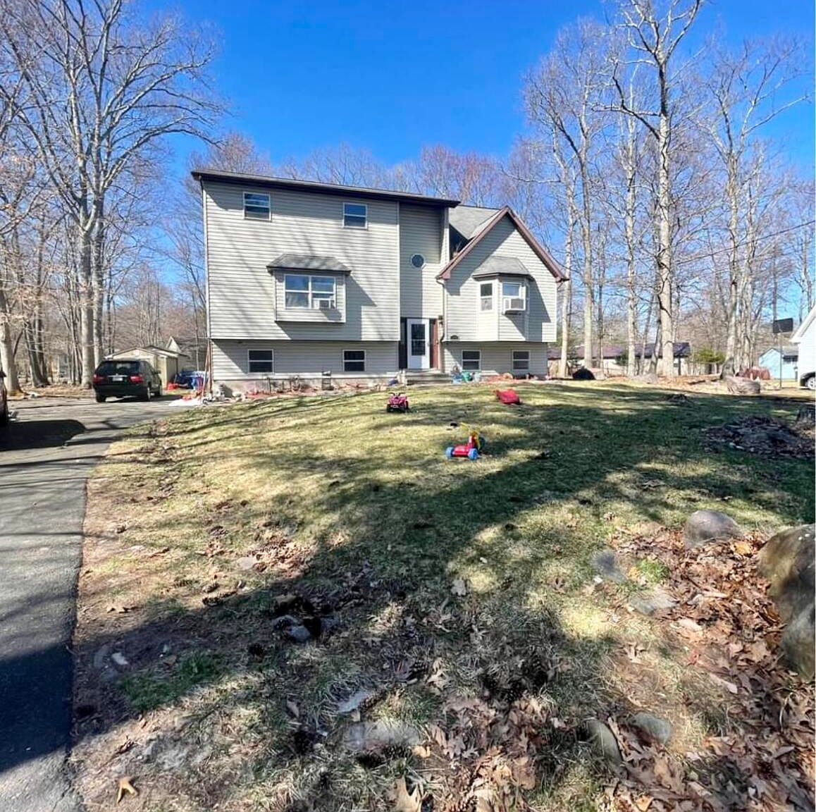 209 Julian Ter East Stroudsburg, PA 18301 - Thumbnail 2