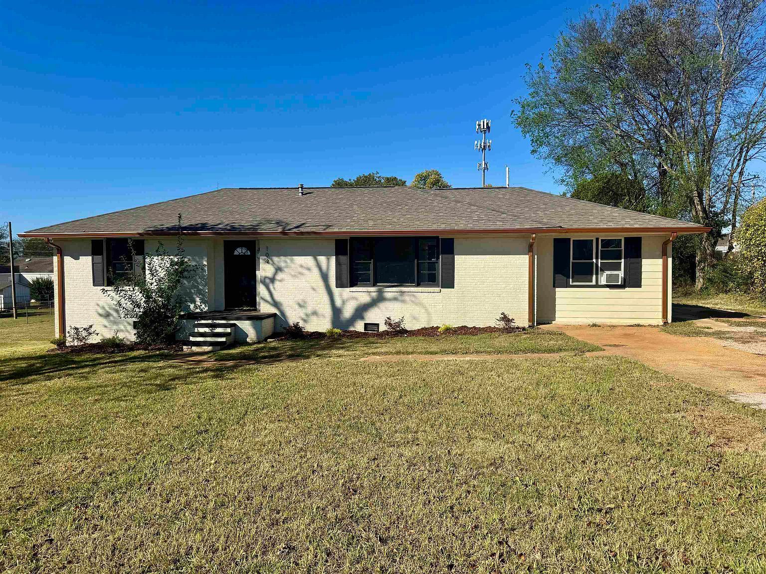 104 Ford St Muscle Shoals, AL 35661 - Thumbnail 2