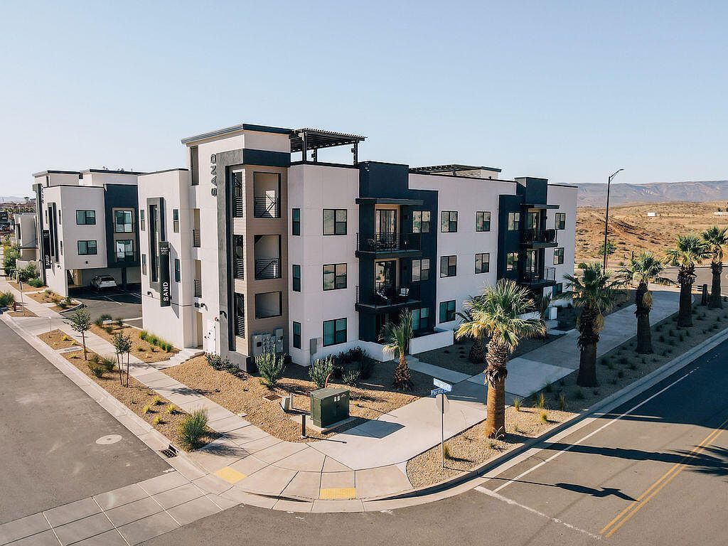 961 W Akoya Pearl Rd UNIT 201 Saint George, UT 84790 - Thumbnail 2