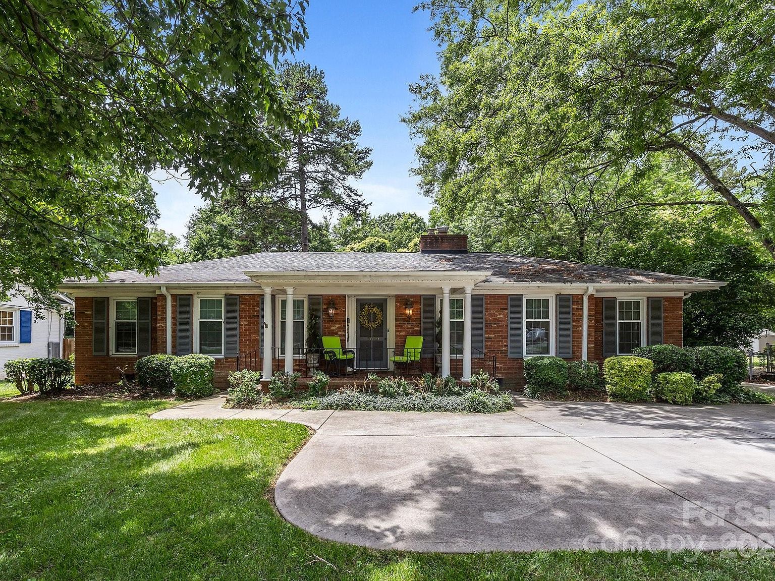 5640 Sharon Rd Charlotte, NC 28210 - Thumbnail 2