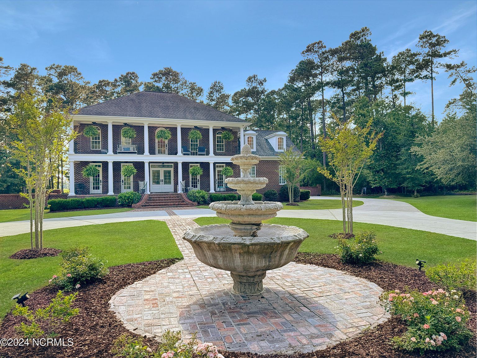 215 Murray Town Rd Burgaw, NC 28425 - Thumbnail 2