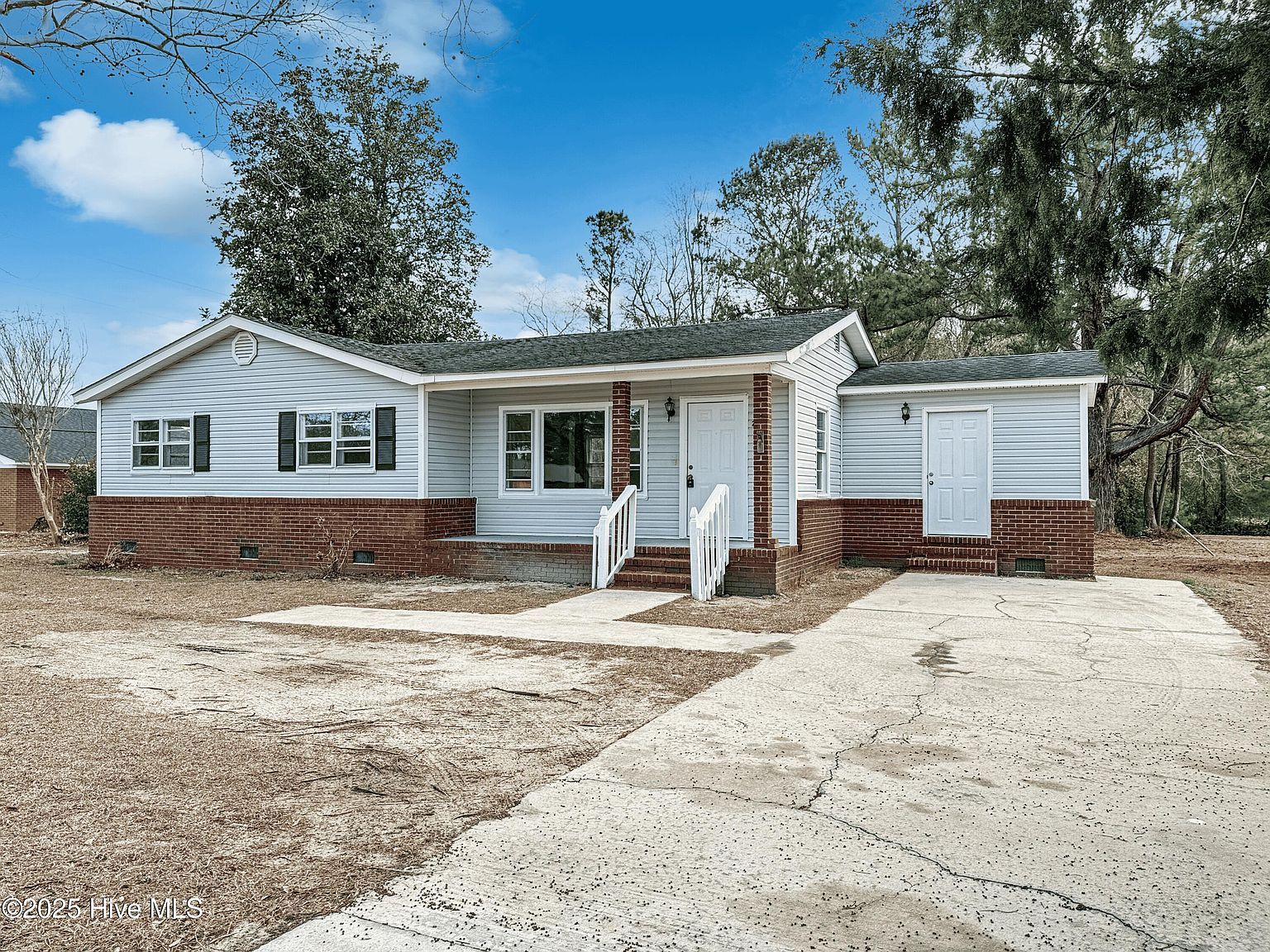 221 Snowfield Rd SE Leland, NC 28451 - Thumbnail 2