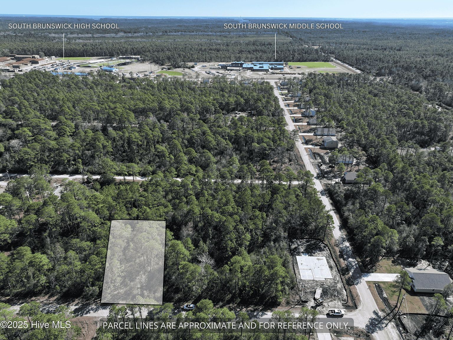 130 Charlestown St Southport, NC 28461 - Thumbnail 2