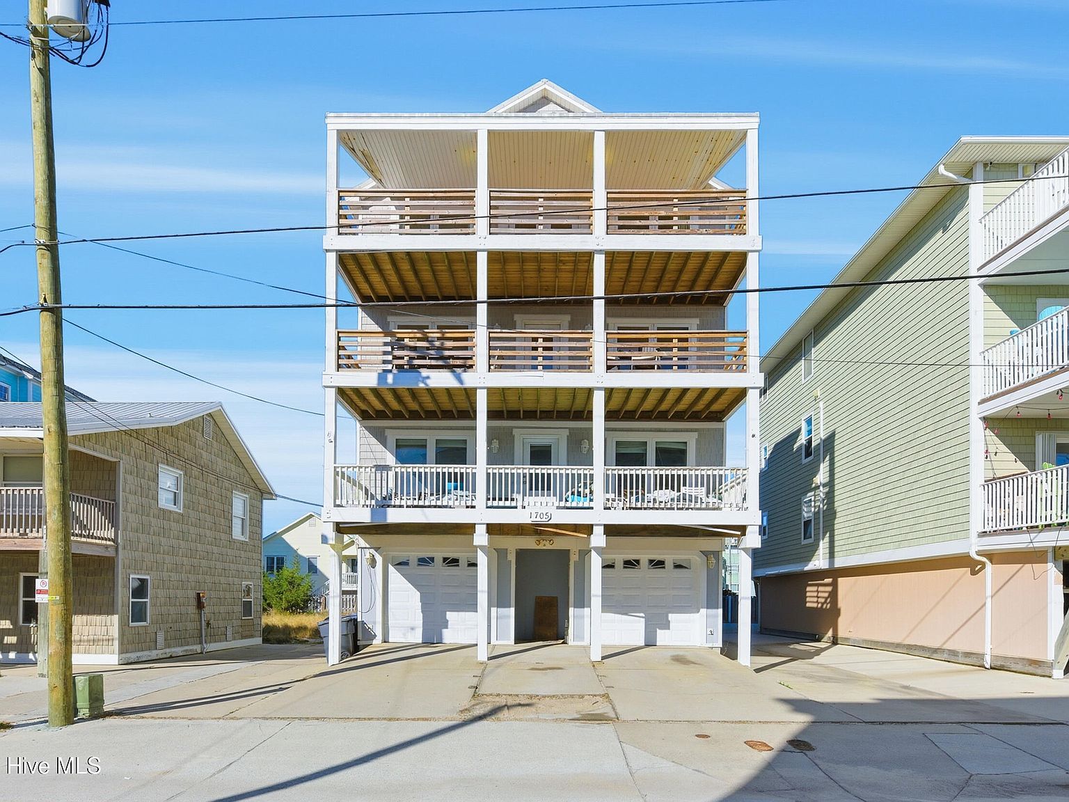 1705 Carolina Beach Ave N #B Carolina Beach, NC 28428 - Thumbnail 2
