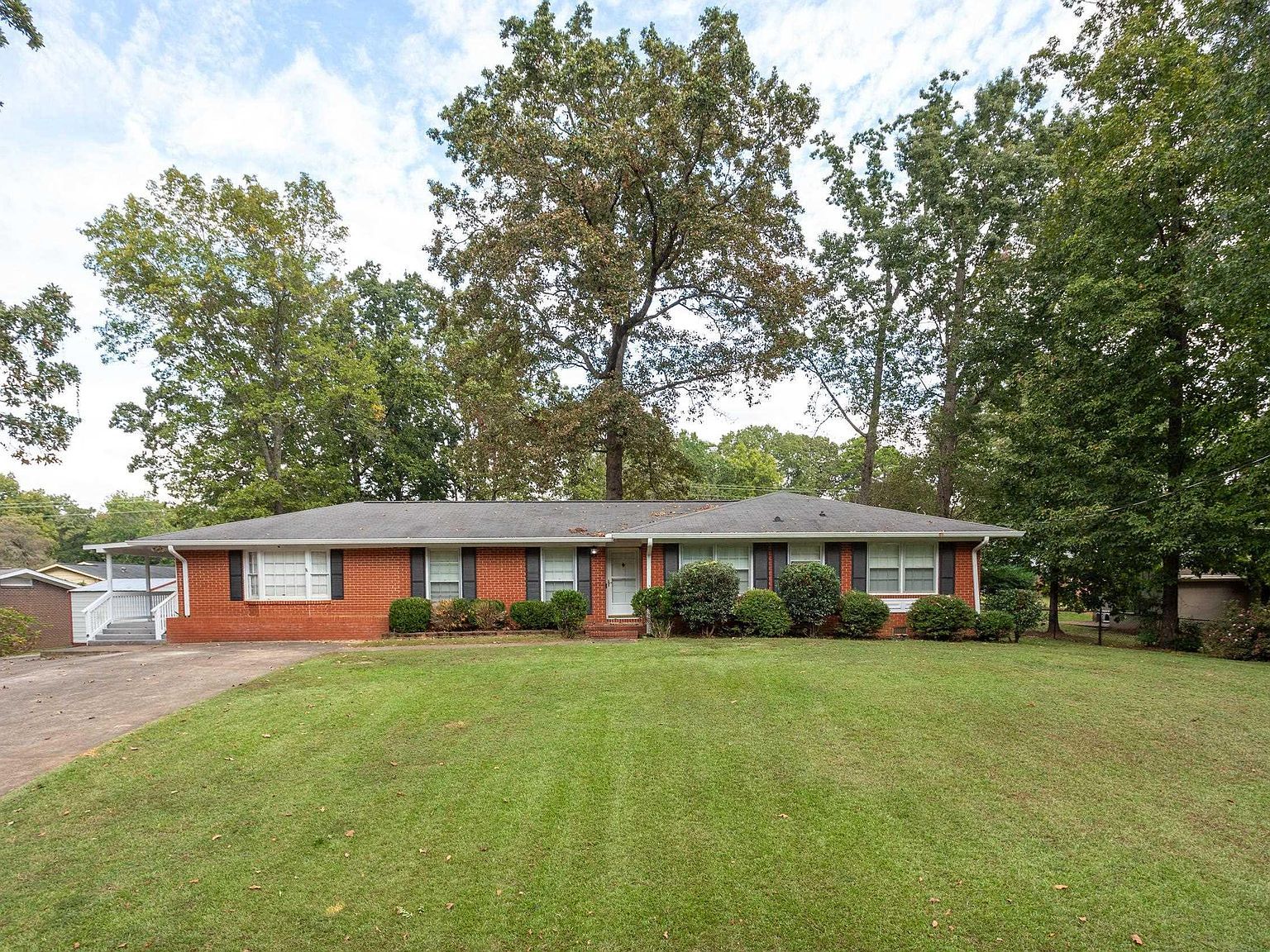 3705 Spring Valley Rd Anniston, AL 36207 - Thumbnail 2