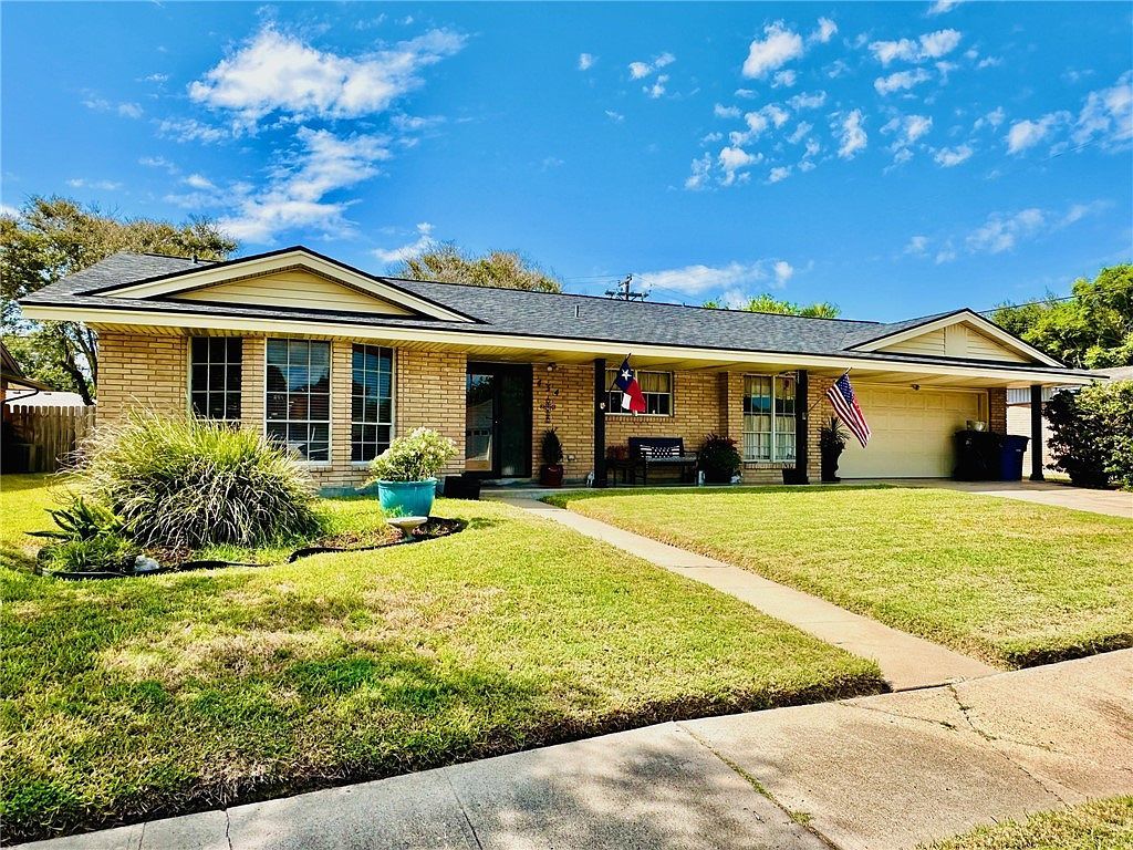 434 Troy Dr Corpus Christi, TX 78412 - Thumbnail 2
