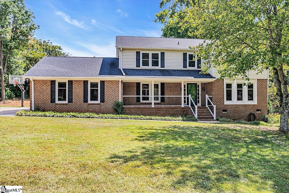 105 Middle Brook Rd Greer, SC 29650 - Thumbnail 2